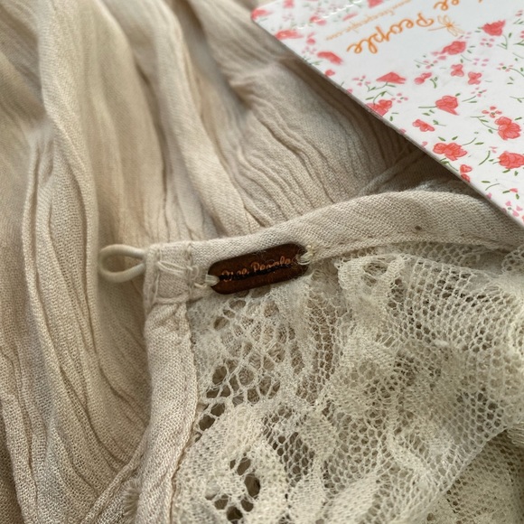 Free People Lace Peasant blouse long sleeves beige Size M New with tag - Picture 9 of 13